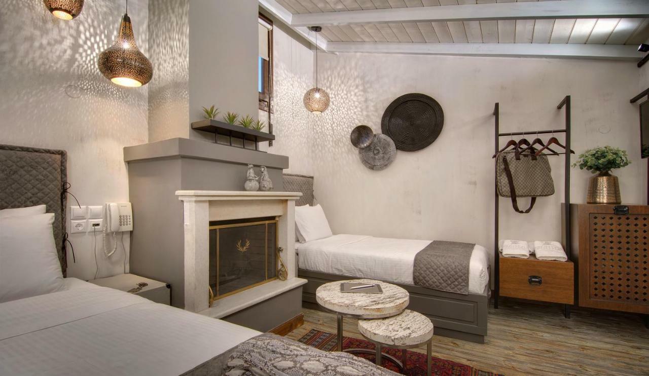 Frontzu Politia Hotel Ioannina Eksteriør billede