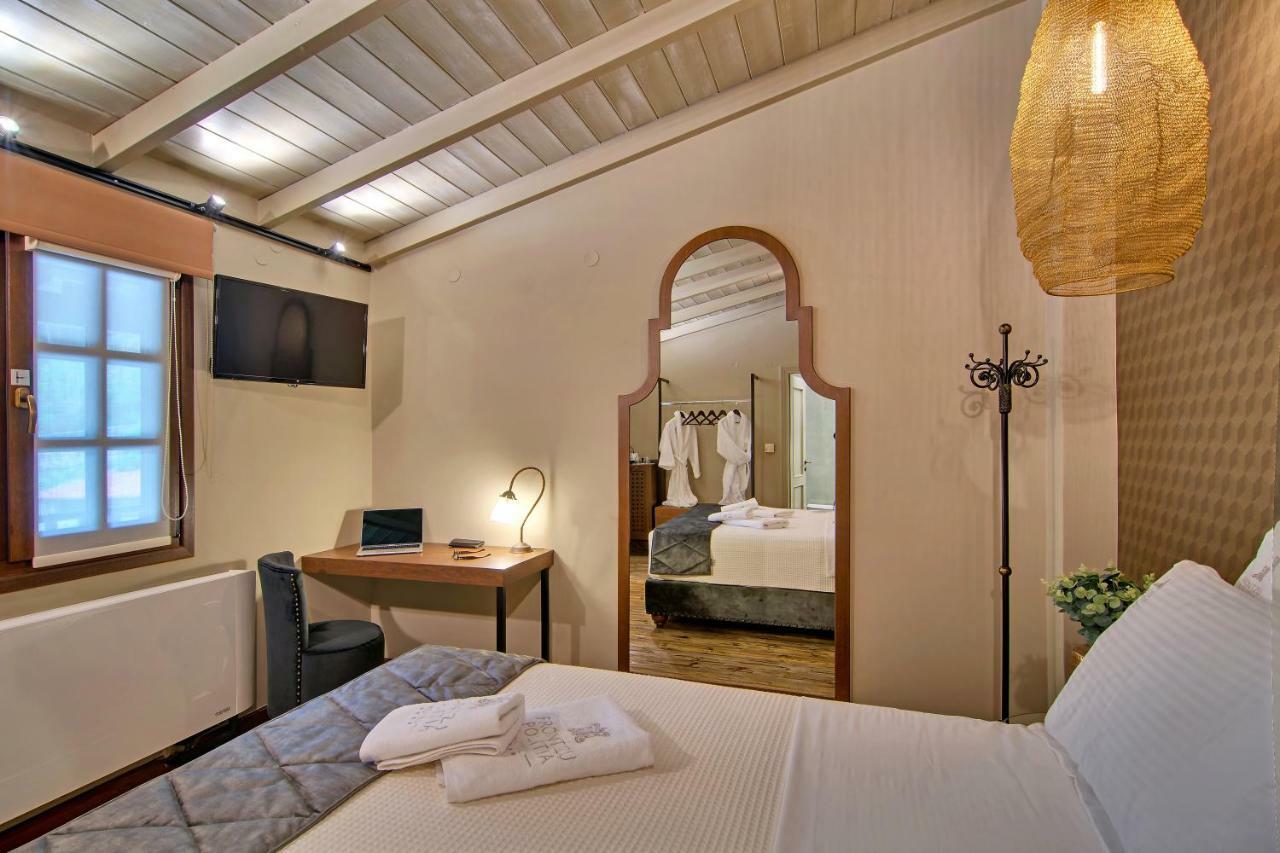 Frontzu Politia Hotel Ioannina Eksteriør billede